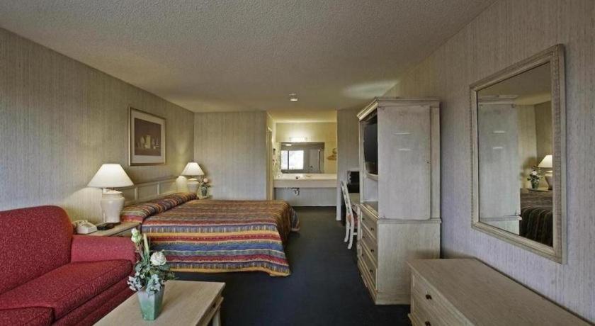 Days Inn By Wyndham Hemet Exterior foto